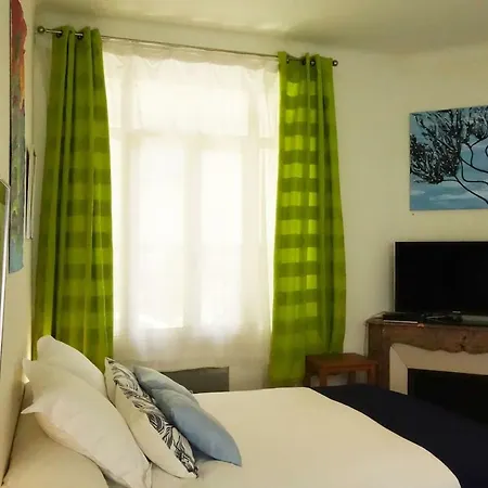Appartement - à Deux Pas Du Palais Des Festivals