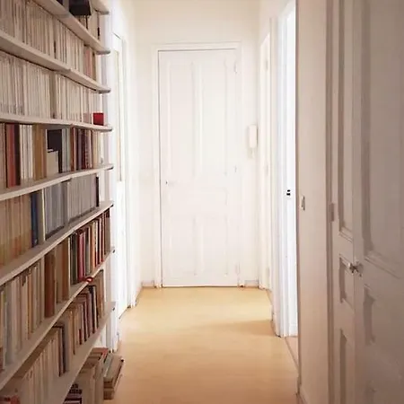 Appartement - à Deux Pas Du Palais Des Festivals *
